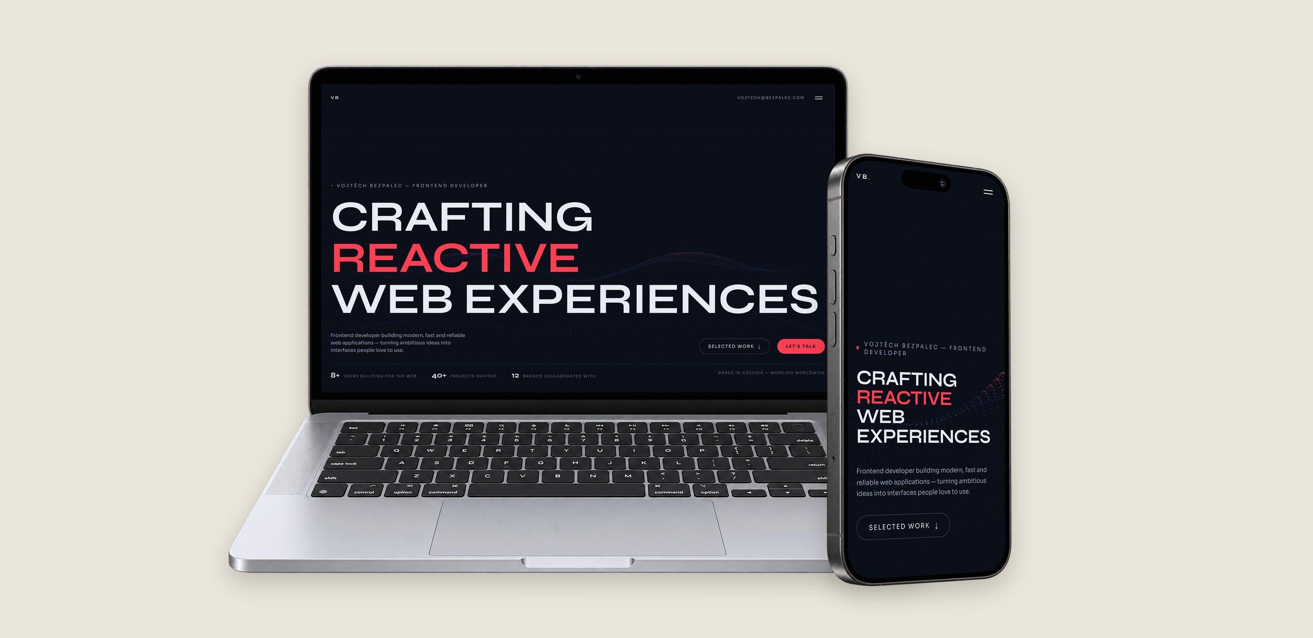 Web bezpalec.com na MacBooku a v mobilu — úvod „Crafting reactive web experiences“